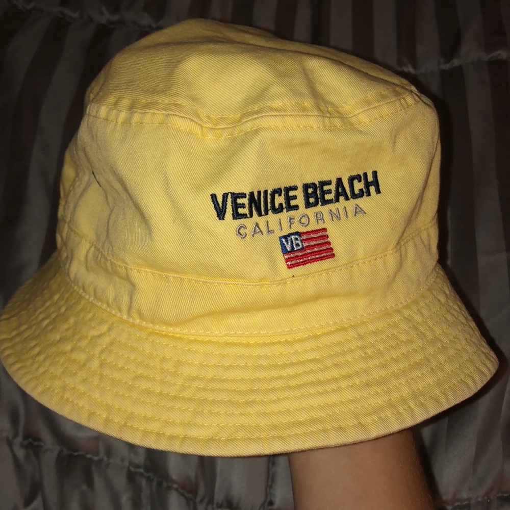 Bucket Hat